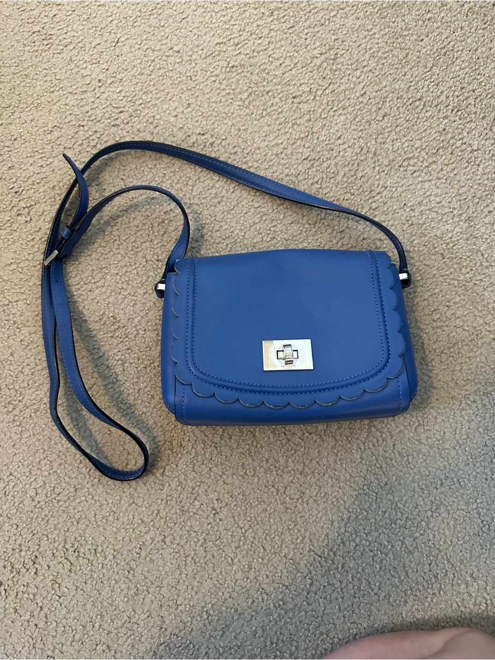 Kate Spade Scallop Royal Blue Smooth Leather Crossbody - Picture 2 of 7
